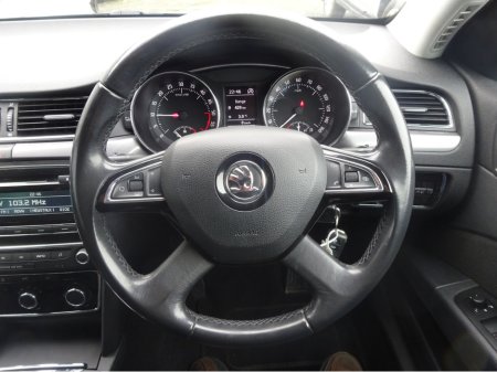 2014 Skoda Superb 1.6 TDI S GREENLINE III 105PS 5 DOOR KEY 11 €7,950 thumbnail