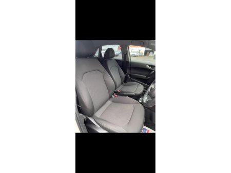 2016 Audi A1 - thumbnail 8