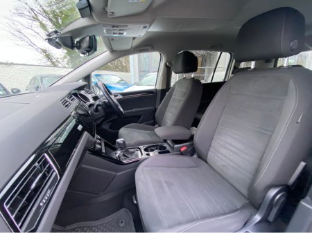 2020 Volkswagen Touran Highline/Auto/7 Seats €28,900 thumbnail