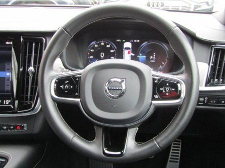 2021 Volvo S90 - thumbnail 9