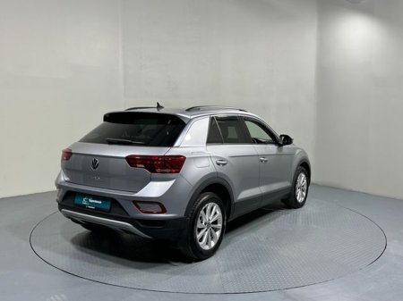 2025 Volkswagen T-Roc - thumbnail 7