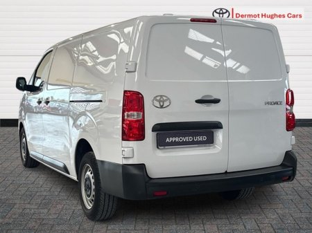 2024 Toyota Proace - thumbnail 2