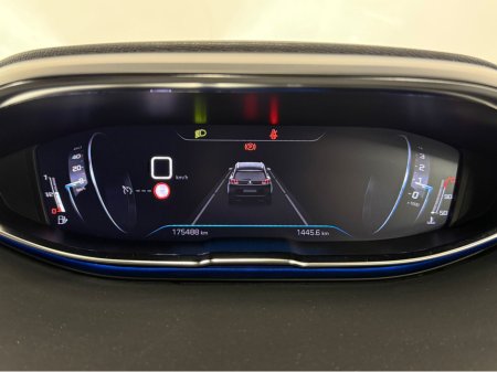 2022 Peugeot 5008 - thumbnail 18