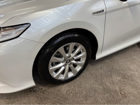 2019 Toyota Camry 2.5 Hybrid Automatic Top Spec only 96000 kms €21,750 thumbnail