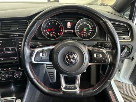 2015 Volkswagen Golf - thumbnail 7