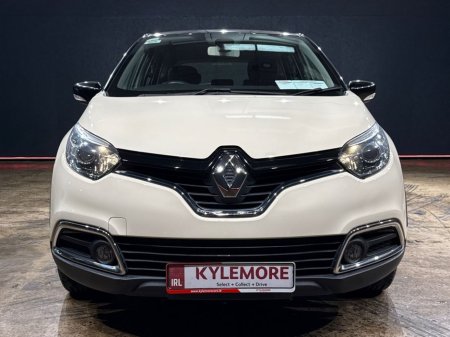 2017 Renault Captur 1.2 PETROL AUTO - CRUISE CONTROL - HEATING / AC CONTROLS - ALL ELECTRIC WINDOWS €14,450 thumbnail
