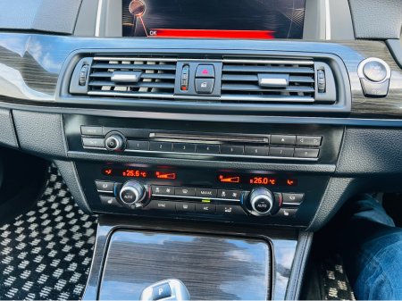 2016 BMW 5 Series ALLOYS // LEATHER INTERIOR // MULTI-FUNC WHEEL €19,950 thumbnail