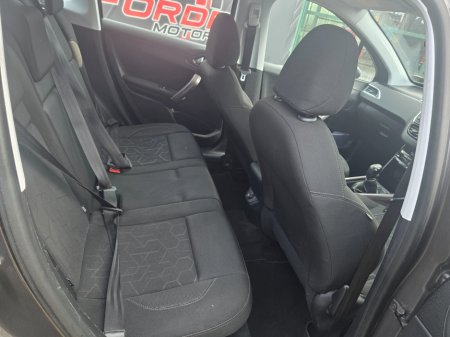 2016 Peugeot 2008 1.6 Blue Hdi 75bhp Active €7,950 thumbnail