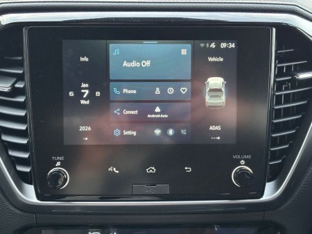 2025 Isuzu D-MAX DL40 AUTO DCB €48,499 thumbnail