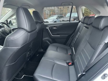 2023 Toyota Rav4 RAV4 HYBRID SOL €41,950 thumbnail
