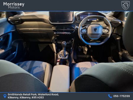 2024 Peugeot 2008 ALLURE 1.2 100 €28,950 thumbnail