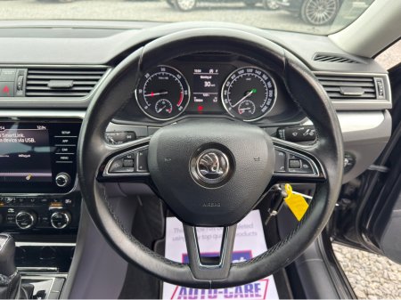 2018 Skoda Superb - thumbnail 23