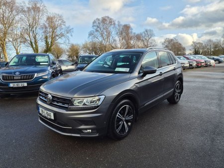 2019 Volkswagen Tiguan - thumbnail 2