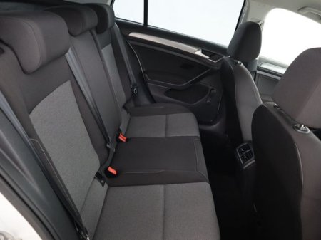 2015 Volkswagen Golf - thumbnail 12