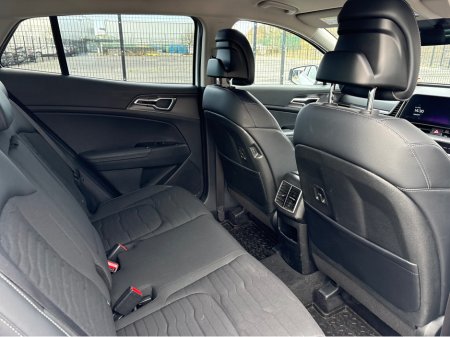 2023 Kia Sportage - thumbnail 8