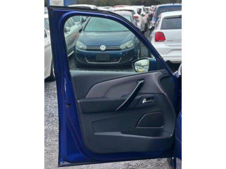 2017 Citroen Grand C4 Picasso 2.0L Diesel Automatic (4926) €16,995 thumbnail