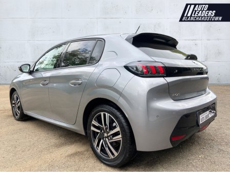2022 Peugeot 208 1.2 ALLURE PACK 100 BHP €16,450