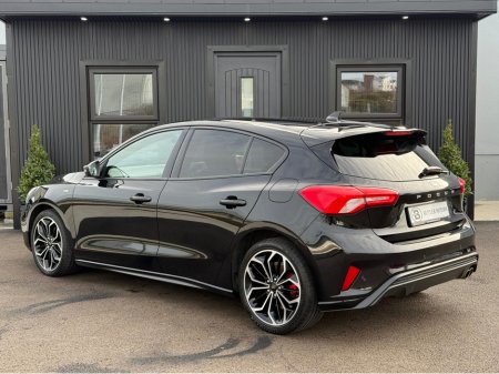 2021 Ford Focus - thumbnail 9