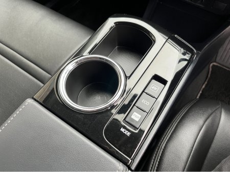 2018 Toyota Prius Alpha GR SPORT 7 SEATER AUTOMATIC 1.8 HYBRID PETROL //LOW MILES//KEYLESS ENTRY//REVERSE CAMERA// €23,950 thumbnail