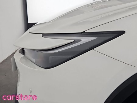 2024 Toyota Prius - thumbnail 17