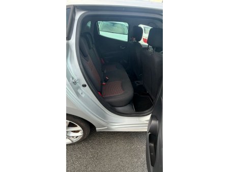 2015 Renault Clio  €11,999 thumbnail