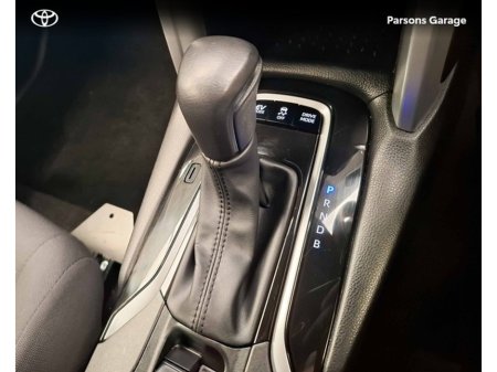 2024 Toyota Corolla Cross CROSS LUNA 1.8 €33,995 thumbnail