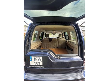 2014 Land Rover Discovery - thumbnail 3