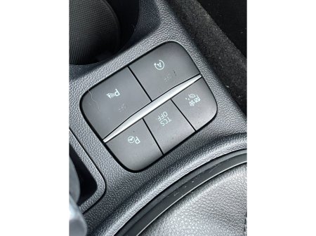 2022 Ford Fiesta TREND CONNECTED 1.0T 100 5DR LOW KMS €17,995 thumbnail