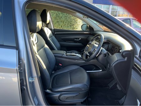 2023 Hyundai Tucson EXECUTIVE PLUS PLUG IN HYBRID 1.6 PETROL //HIGH SPEC//FULL LEATHER HEATED SEATS//REVERSE CAMERA//SAT NAV//HEATED STEERING WHEEL// €34,950 thumbnail