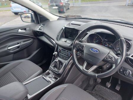 2017 Ford Kuga - thumbnail 20