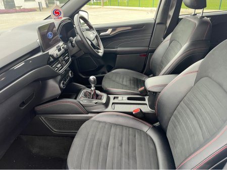 2023 Ford Kuga - thumbnail 11