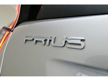 2017 Toyota Prius - thumbnail 20