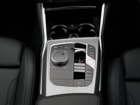 2026 BMW 3 Series - thumbnail 10