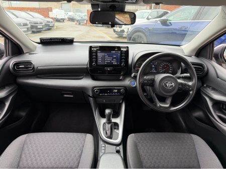 2023 Toyota Yaris - thumbnail 24