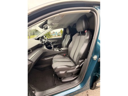 2022 Peugeot 3008 - thumbnail 13