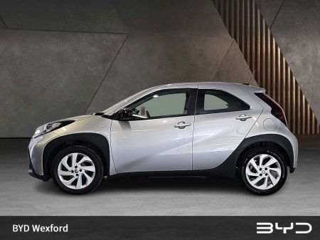 2023 Toyota Aygo X 1.0 Pulse €12,975