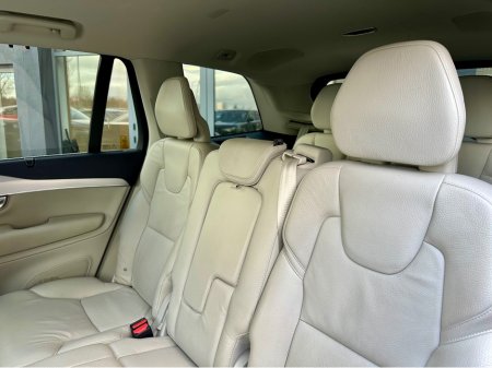 2019 Volvo XC90 - thumbnail 11