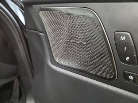 2025 Volvo XC60 - thumbnail 13