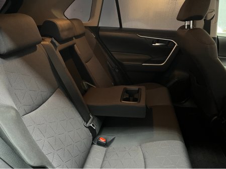 2020 Toyota Rav4 €29950! 2020 TOYOTA RAV4 HYBRID X 2.5 AUTOMATIC / CRUISE CONTROL / REVERSE CAMERA AND MORE €29,950 thumbnail