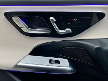 2025 Mercedes-Benz E Class - thumbnail 17