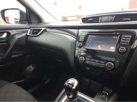 2016 Nissan Qashqai 1.2 SV MY16 NC E6 4DR €11,950 thumbnail