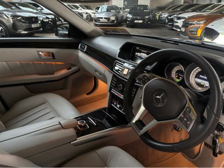 2016 Mercedes-Benz E Class - thumbnail 8