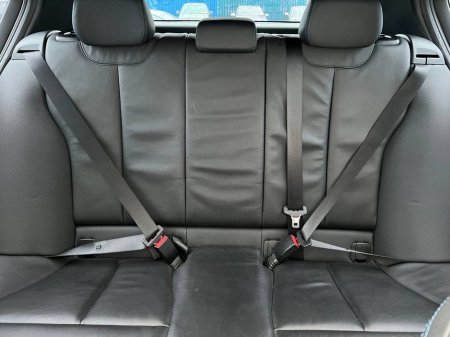 2019 BMW 1 Series - thumbnail 14