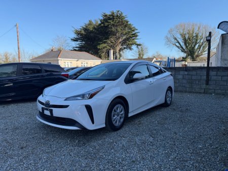 2022 Toyota Prius - thumbnail 3