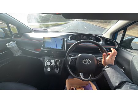 2015 Honda Fit  €10,999 thumbnail