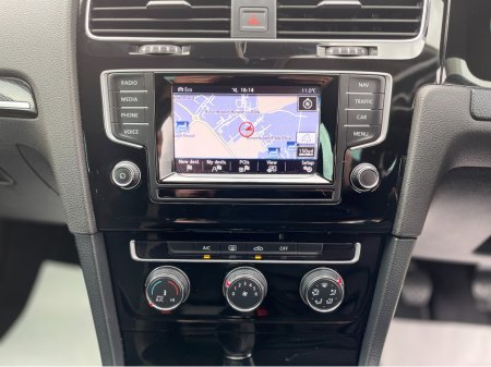 2013 Volkswagen Golf - thumbnail 15