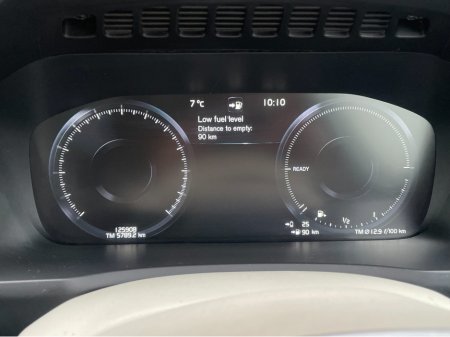 2019 Volvo XC90 T8 AWD PHEV 5DR AUTO R-DESIGN €36,950 thumbnail