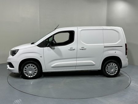2023 Opel Combo Pro 100 BHP* High Spec* €17,800 thumbnail
