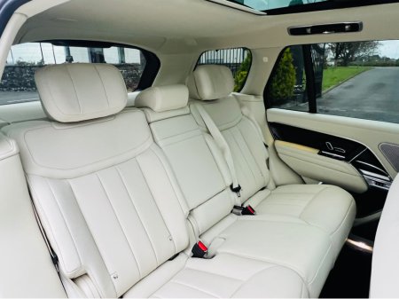 2023 Land Rover Range Rover - thumbnail 13