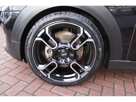 2019 MINI Cooper 1.5 COOPER 5DR HATCHBACK AUTO // 1 OWNER CAR // AS NEW CONDITION THROUGHOUT // BUY WITH CONFIDENCE AA AND SIMI APPROVED DEALER 2025 // FINANCE ARRANGED // €16,950 thumbnail